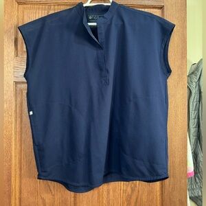 Figs Women's Navy Blue Scrub Set